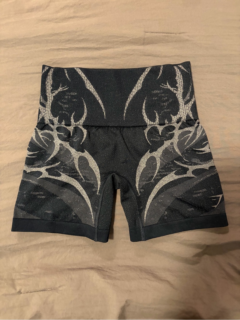 Gymshark deep petrol blue storm seamless shorts - Picture 3 of 5